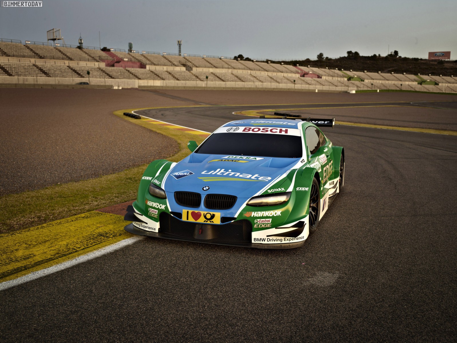 BMW-M3-DTM-2012-Castrol-Edge-03.jpg