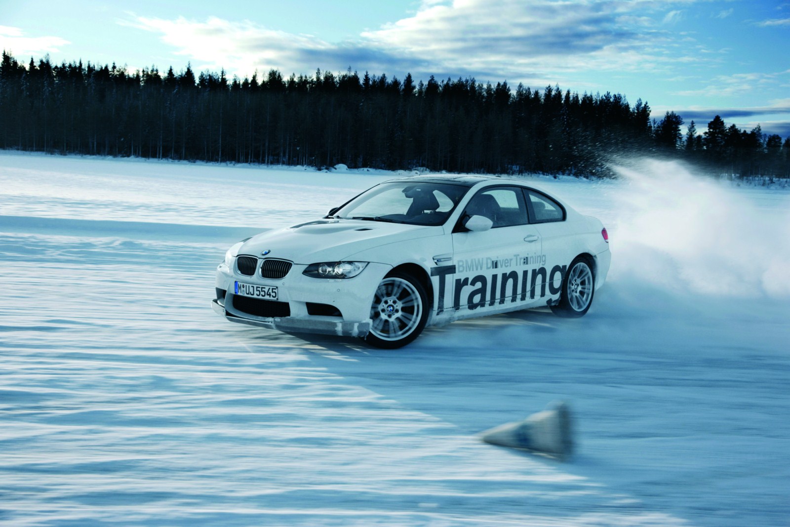 Bmw and snow #3