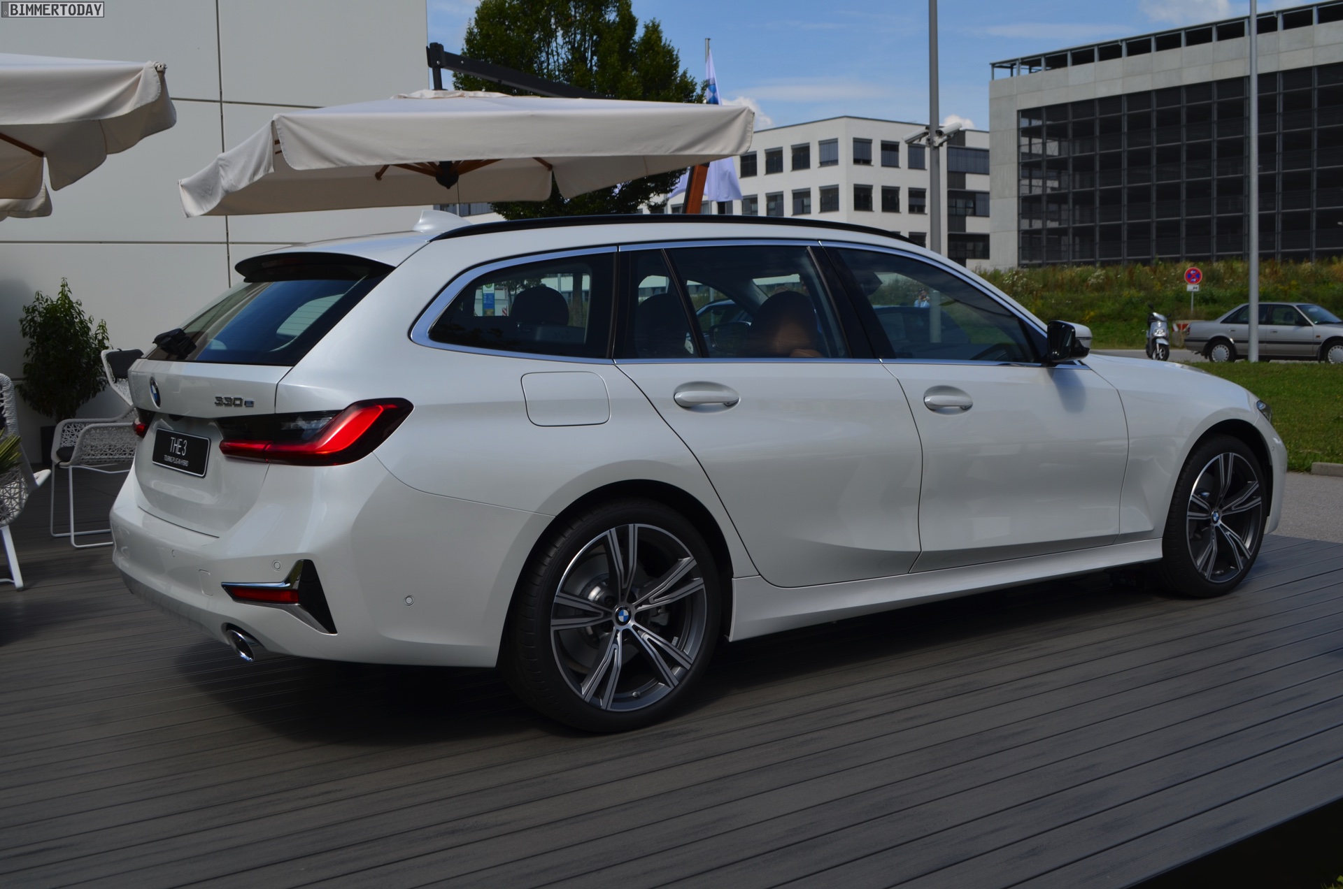 Bmw 330e Touring 2020 Erste Fotos Vom G21 Plug In Hybrid